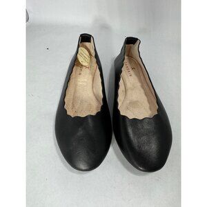 Danskin women's size 6  Black Vegan Leather Ballet Flats  With Scalloped Edge &